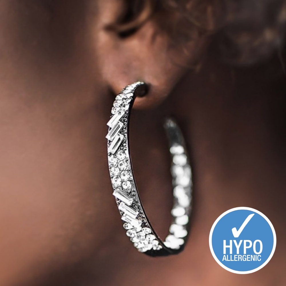 🔵 80% off 🔵 Gunmetal Hoop Earrings
